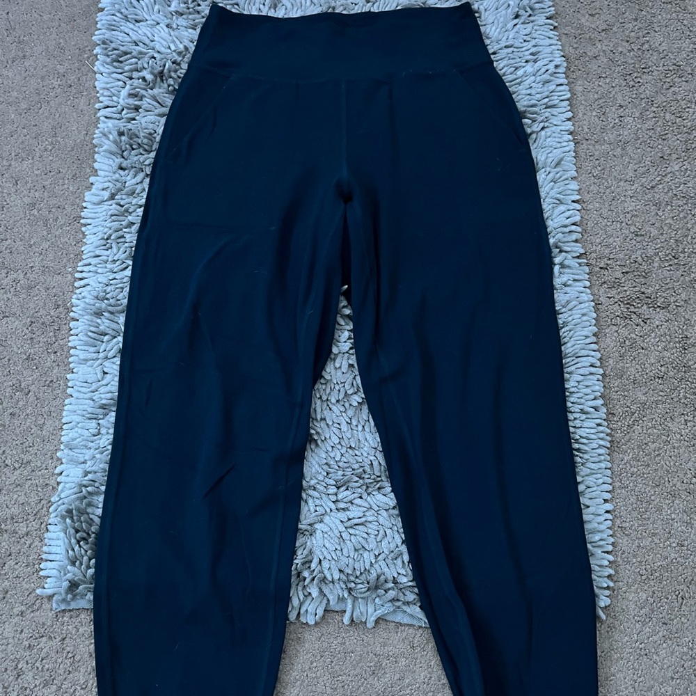 LULULEMON ALIGN JOGGERS SIZE 6